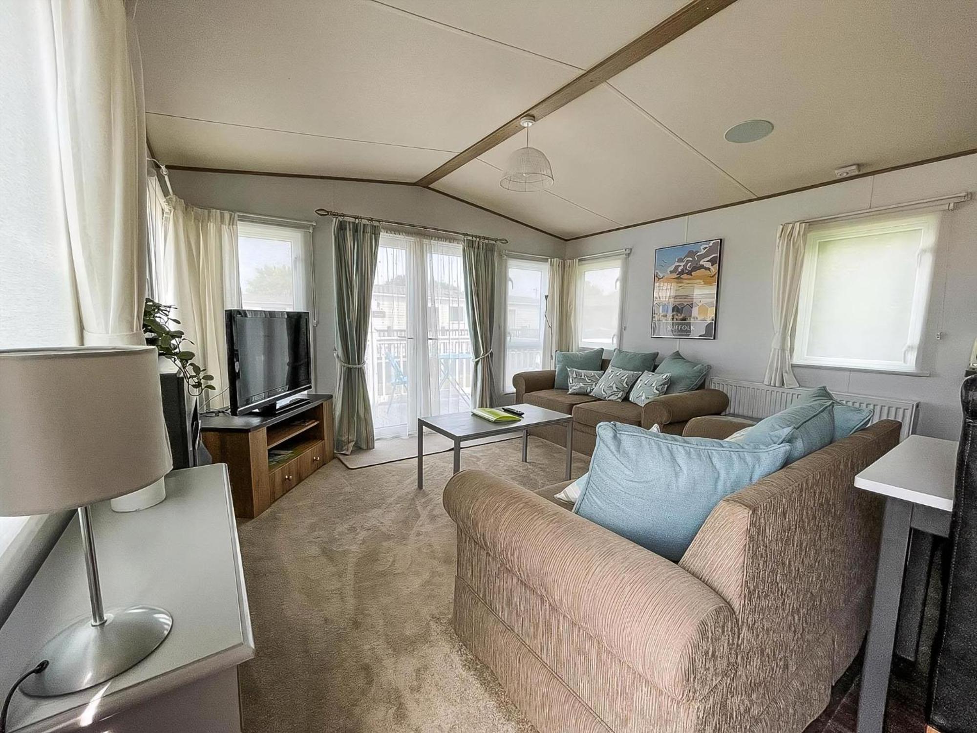 Beautiful Caravan With Decking At Carlton Meres Holiday Park, Suffolk Ref 60022M Саксмундхэм Экстерьер фото